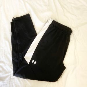 UNDER ARMOUR SWEATS